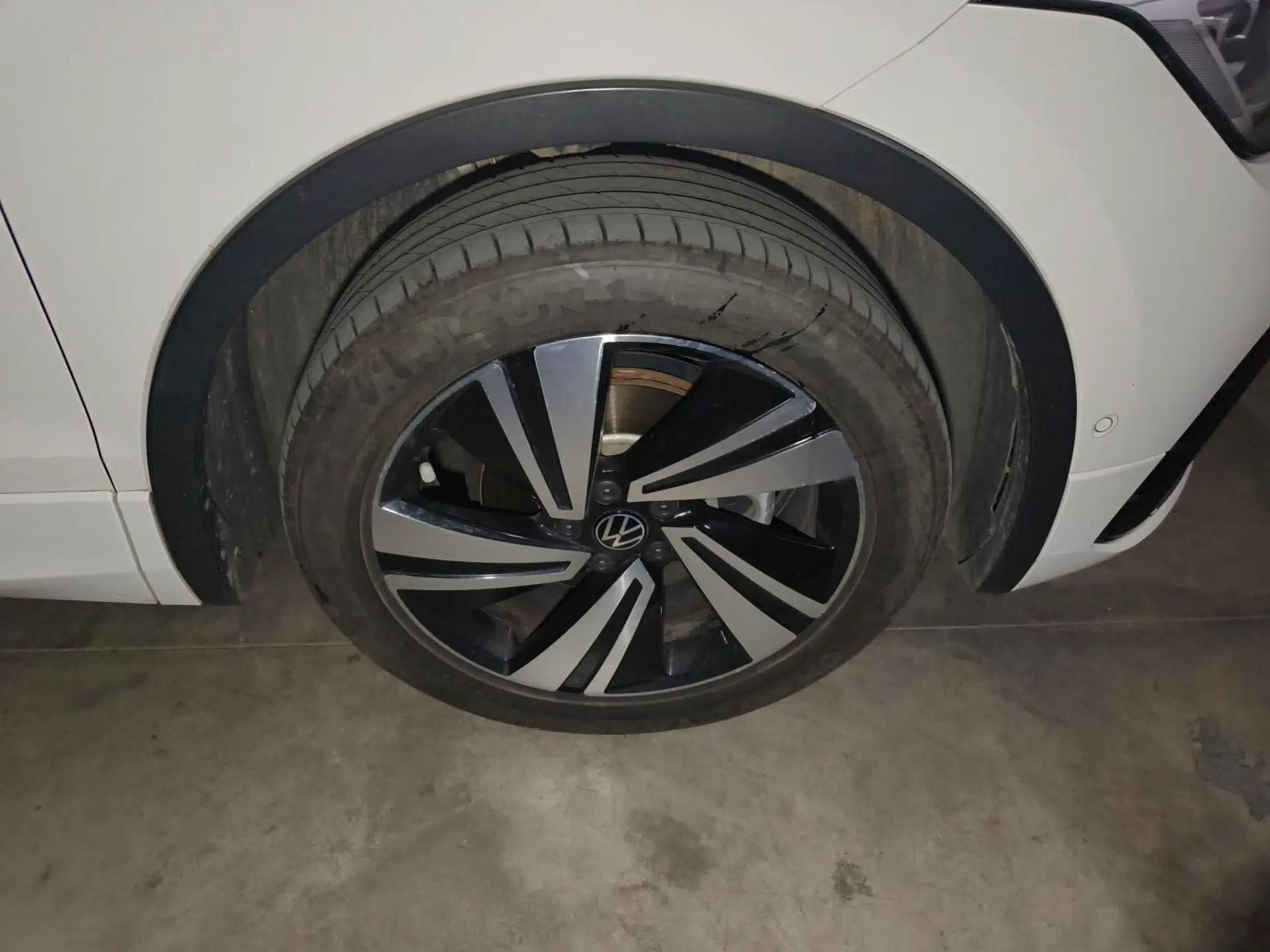 Volkswagen Tiguan X 2021 330TSI Two-Wheel-Drive Flagship Edition — миниатюра 8