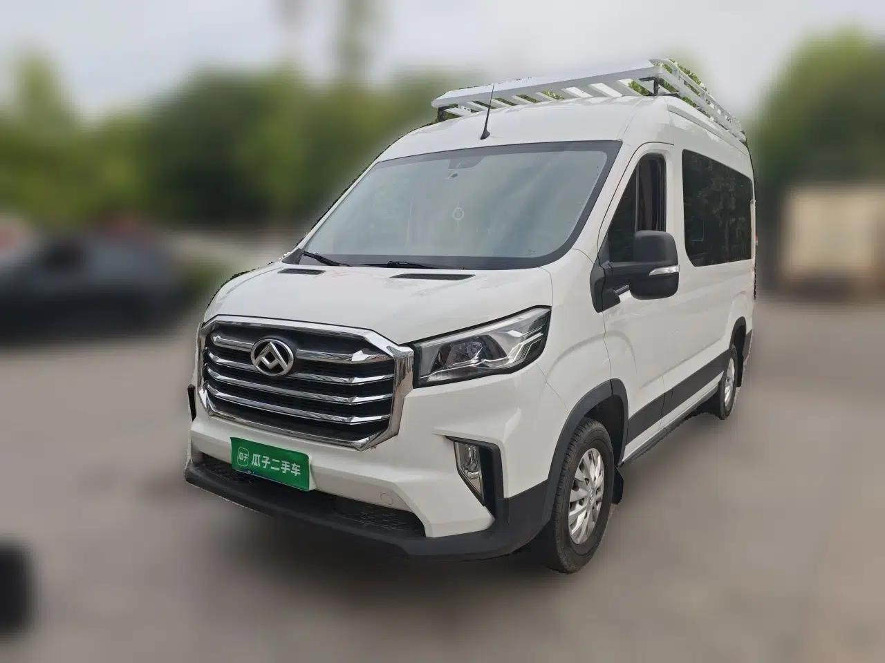 SAIC MAXUS Xintu V90 2022 2.0T Automatic ZhiDa Rear-Drive Long Wheelbase High-Roof Design with Single Rear Tire 9-Seater — миниатюра 1