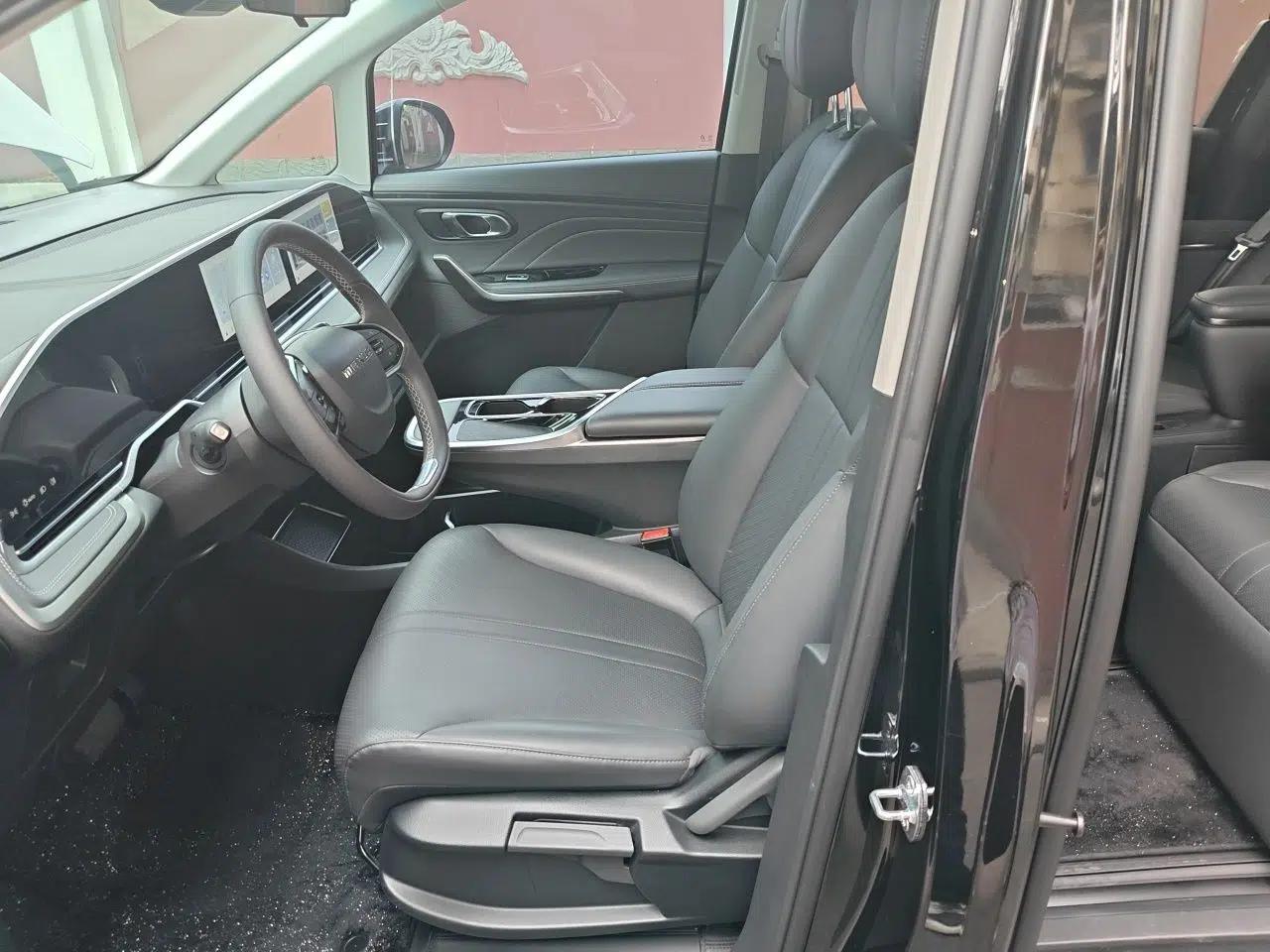 SAIC MAXUS G90 2025 2.0T Starlight Seven-Seater — миниатюра 15
