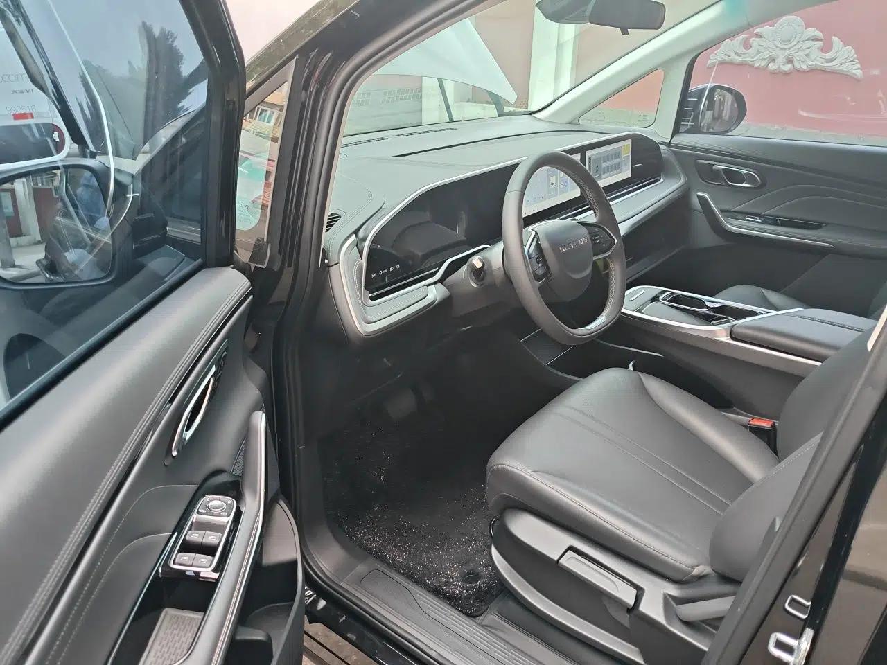 SAIC MAXUS G90 2025 2.0T Starlight Seven-Seater — миниатюра 16