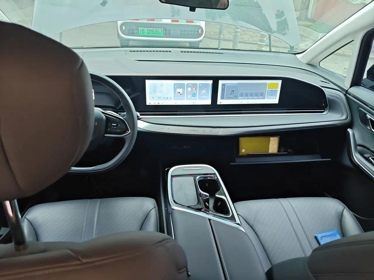 SAIC MAXUS G90 2025 2.0T Starlight Seven-Seater — миниатюра 9