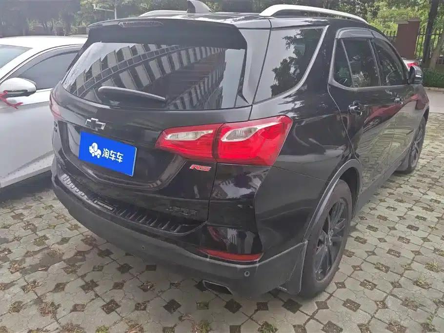 2018 Chevrolet Equinox RS 550T AWD Ultimate Edition — миниатюра 3