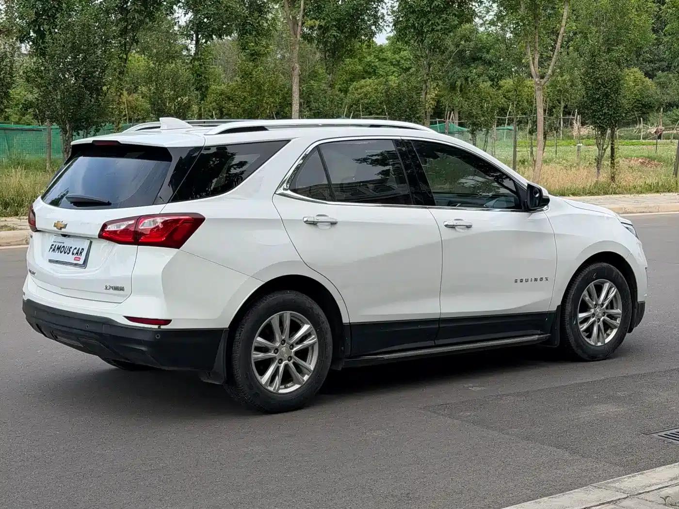2018 Chevrolet Equinox 535T Automatic Edition — миниатюра 4