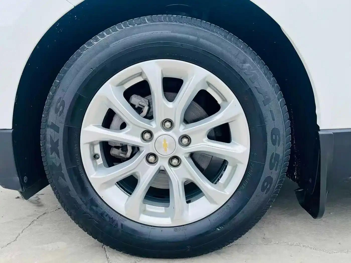2018 Chevrolet Equinox 535T Automatic Boundary Edition — миниатюра 17