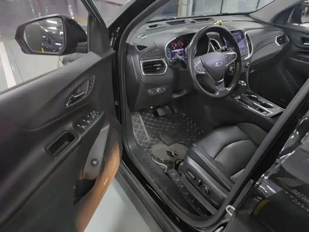 2019 Chevrolet Equinox Redline 550T AWD RS (National V Emission Standard) — миниатюра 22