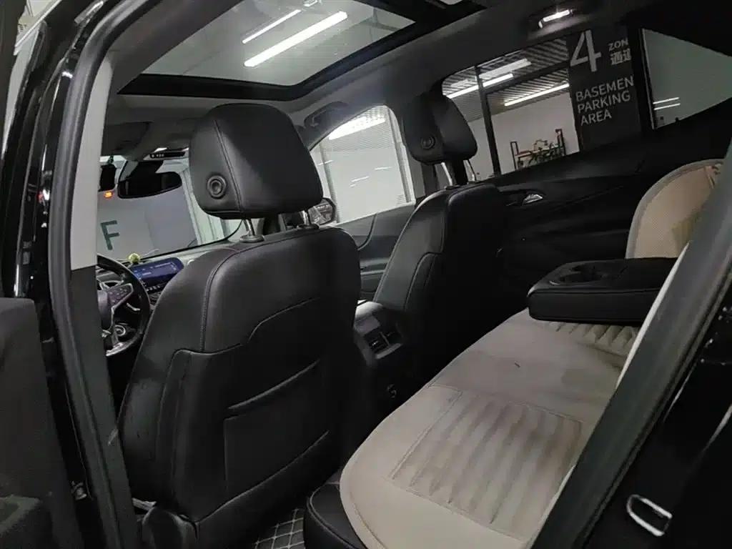 2019 Chevrolet Equinox Redline 550T AWD RS (National V Emission Standard) — миниатюра 23