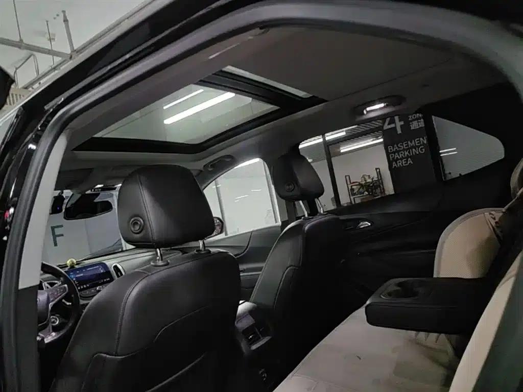 2019 Chevrolet Equinox Redline 550T AWD RS (National V Emission Standard) — миниатюра 24