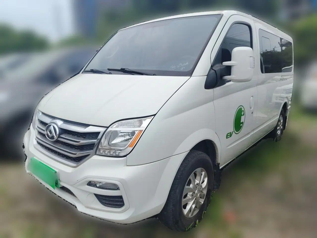 SAIC MAXUS Xintu EV80 2023 EV80 PLUS Multi-Functional Passenger Vehicle Short Wheelbase Low Roof — миниатюра 1
