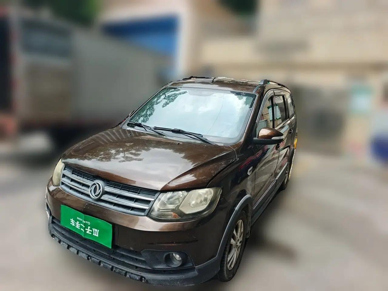 Dongfeng Fengon 360 2015 1.5L Manual Luxury 7-Seater China V Emission Standard — миниатюра 1