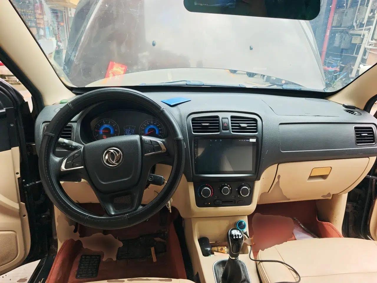 Dongfeng Fengon 360 2015 1.5L Manual Luxury 7-Seater China V Emission Standard — миниатюра 9
