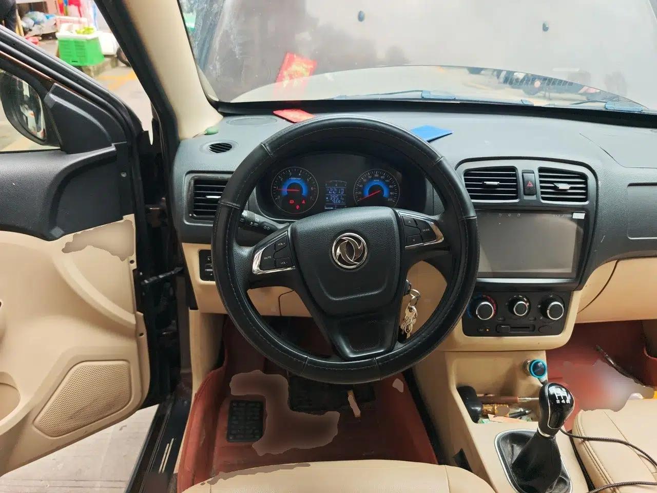 Dongfeng Fengon 360 2015 1.5L Manual Luxury 7-Seater China V Emission Standard — миниатюра 10