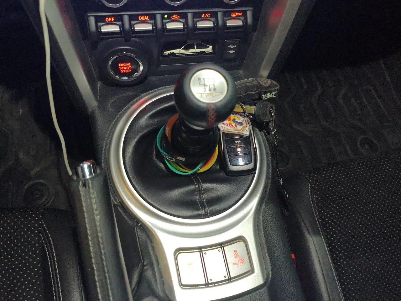 Toyota 86 2017 2.0L Manual Luxury Version — миниатюра 14