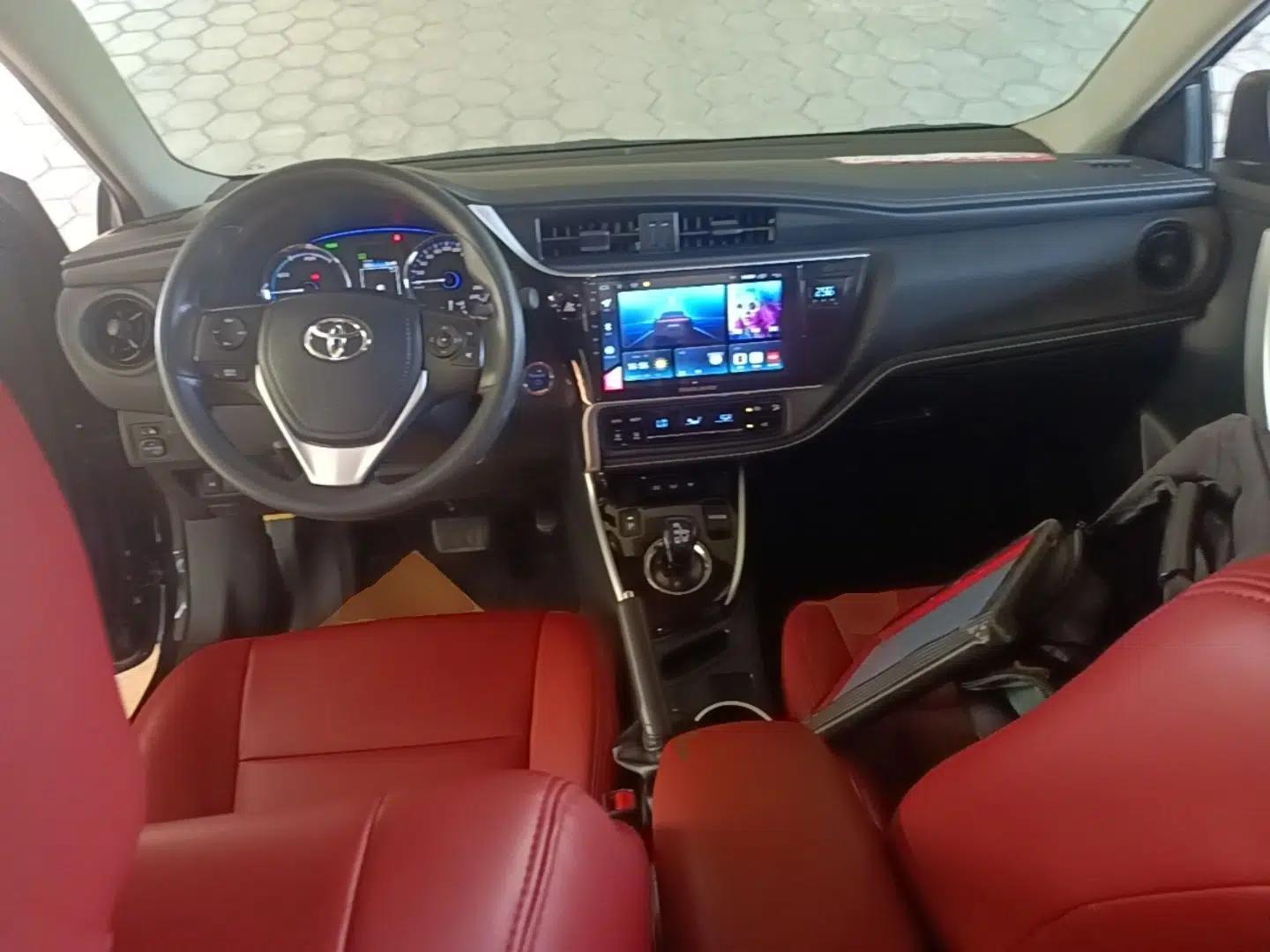 Toyota Levin Hybrid E+ 2019 1.8L PH GS E-CVT Elite Edition — миниатюра 12