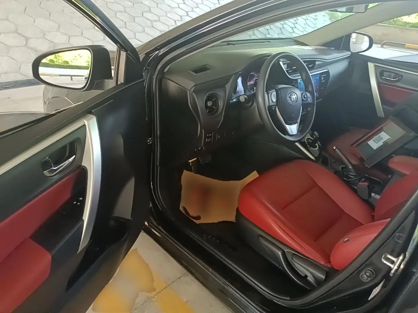 Toyota Levin Hybrid E+ 2019 1.8L PH GS E-CVT Elite Edition — миниатюра 18