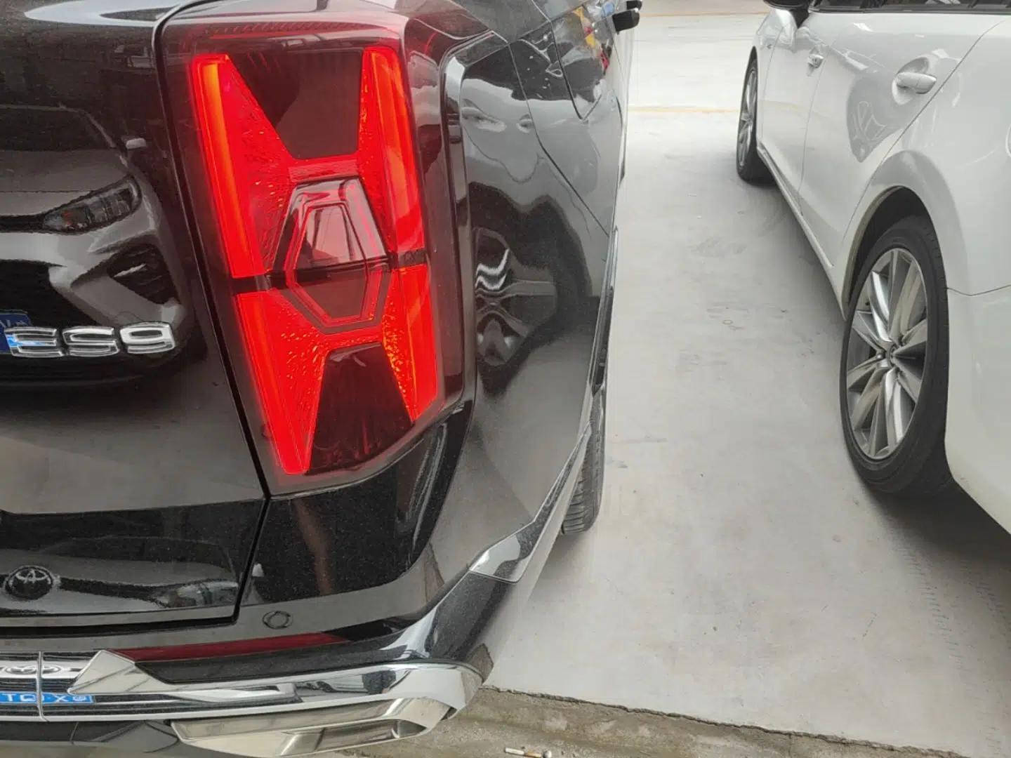 GAC Trumpchi ES9 2024 PHEV 143km Pro+ — миниатюра 9