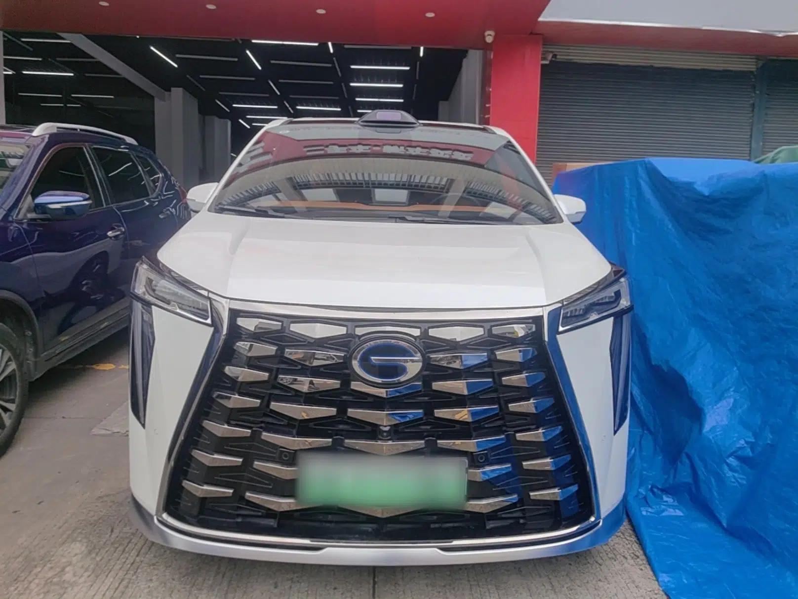 GAC Trumpchi Xiangwang M8 2025 Kunkun Series Ultra First-Class Cabin — миниатюра 2