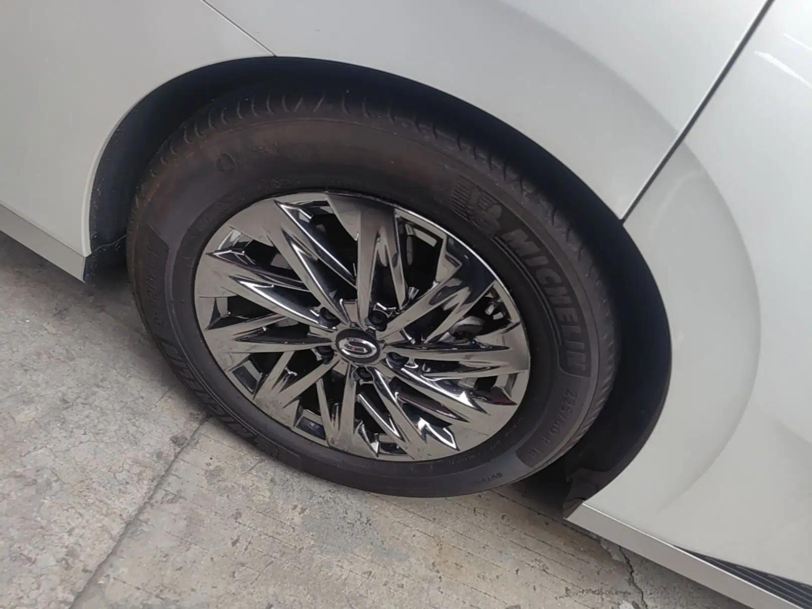GAC Trumpchi Xiangwang M8 2025 Kunkun Series Ultra First-Class Cabin — миниатюра 11