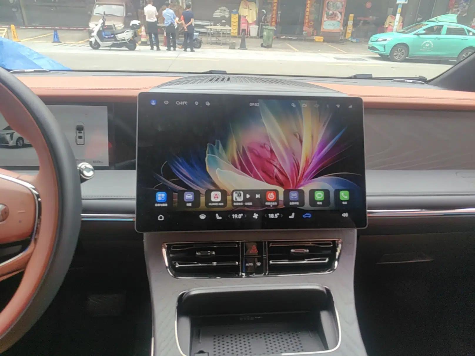 GAC Trumpchi Xiangwang M8 2025 Kunkun Series Ultra First-Class Cabin — миниатюра 15