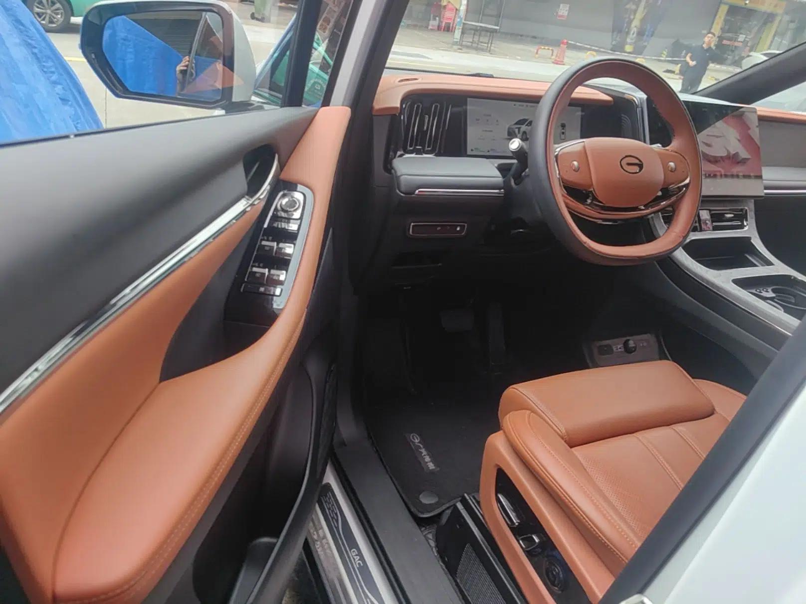 GAC Trumpchi Xiangwang M8 2025 Kunkun Series Ultra First-Class Cabin — миниатюра 18
