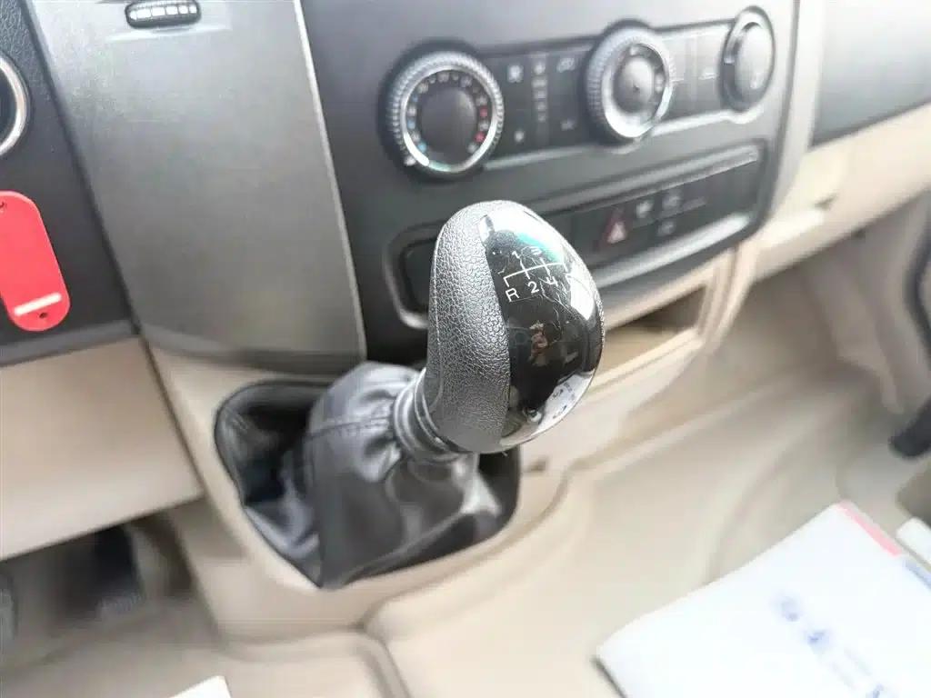 Sprinter 2012 2.1T Luxury Long Wheelbase Edition — миниатюра 13