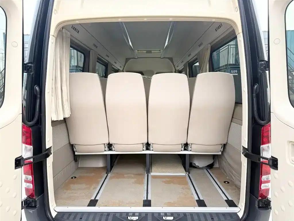 Sprinter 2012 2.1T Luxury Long Wheelbase Edition — миниатюра 8