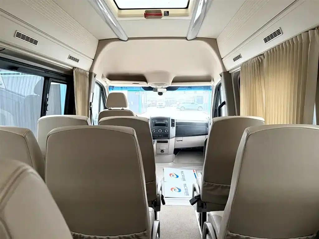 Sprinter 2012 2.1T Luxury Touring Mid-Wheelbase Edition — миниатюра 7