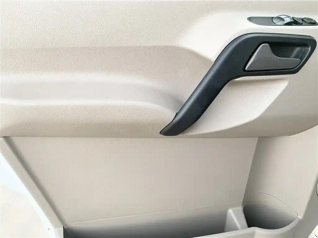 Sprinter 2012 2.1T Grand Tourer Long Wheelbase Edition — миниатюра 13