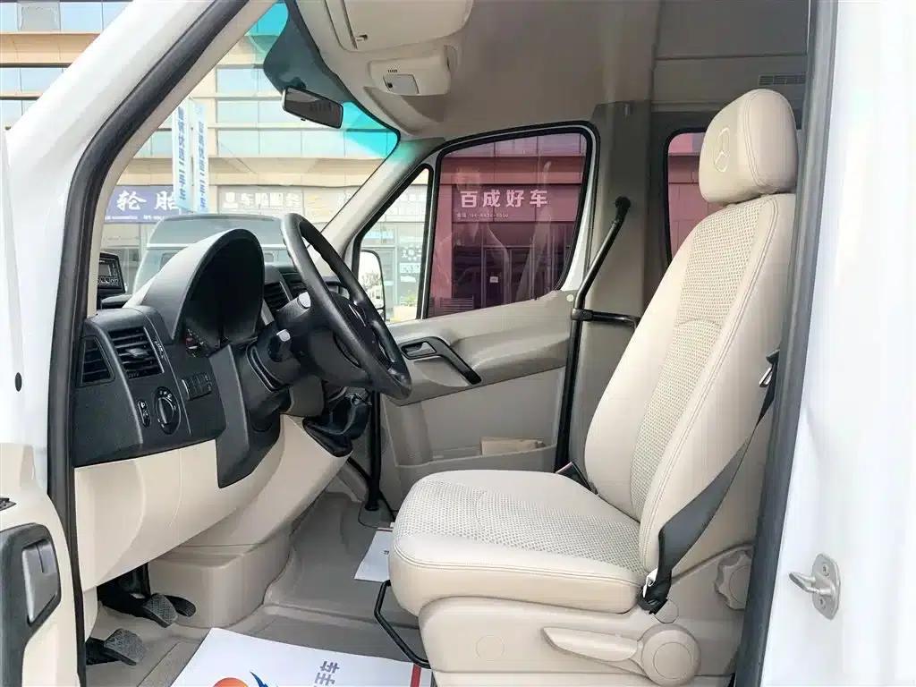 Sprinter 2012 2.1T Grand Tourer Long Wheelbase Edition — миниатюра 4