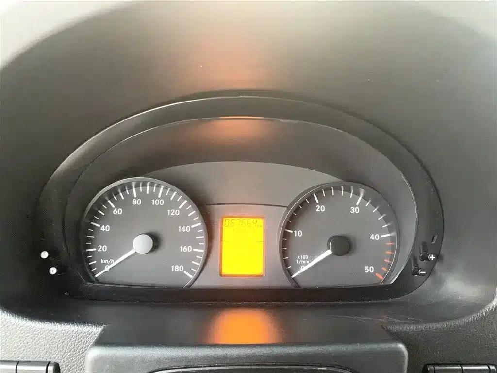 Sprinter 2012 2.1T Grand Tourer Long Wheelbase Edition — миниатюра 8