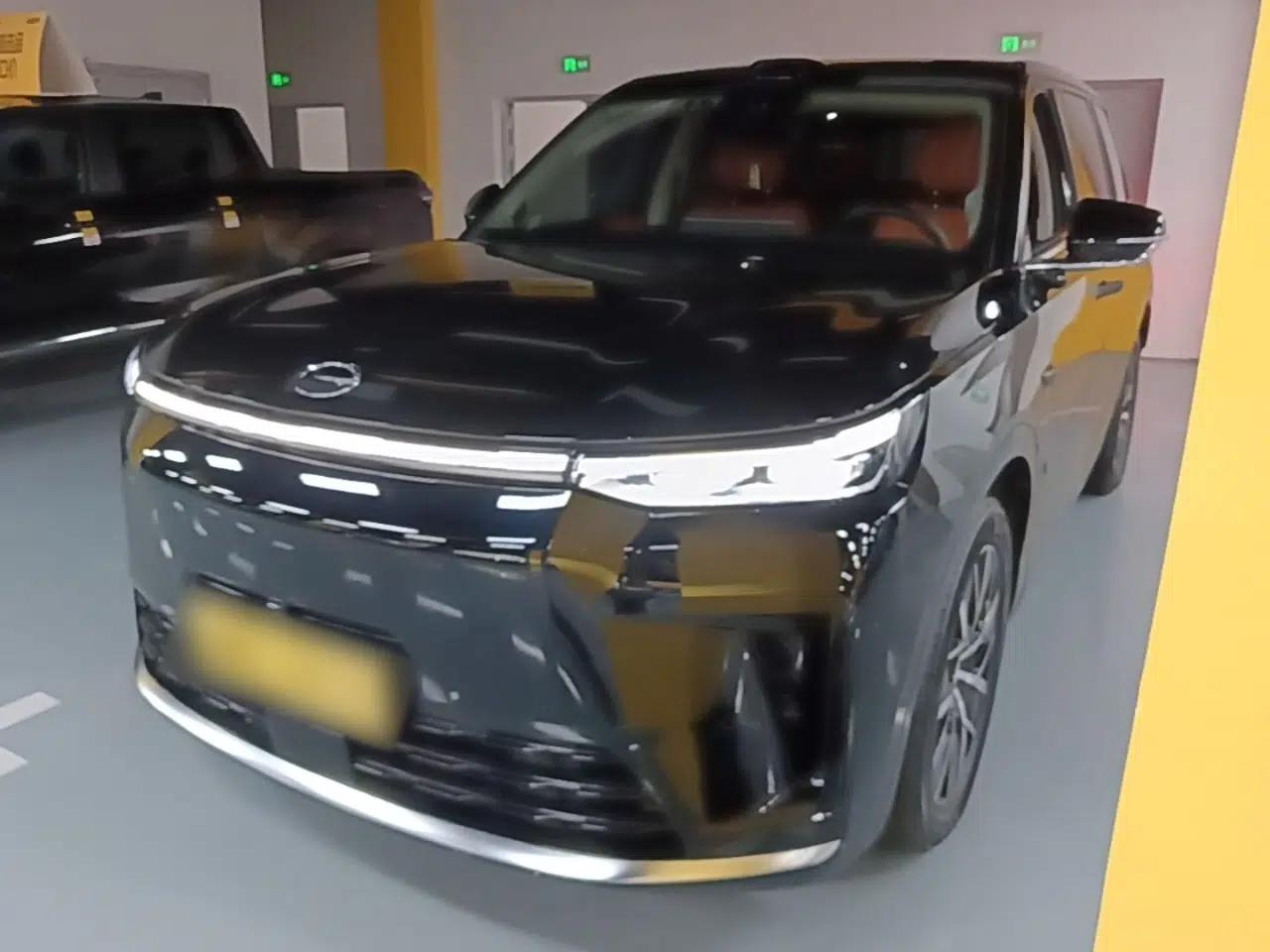GAC Trumpchi S9 2025 Model Qiankun Ultra 6-Seater — миниатюра 1