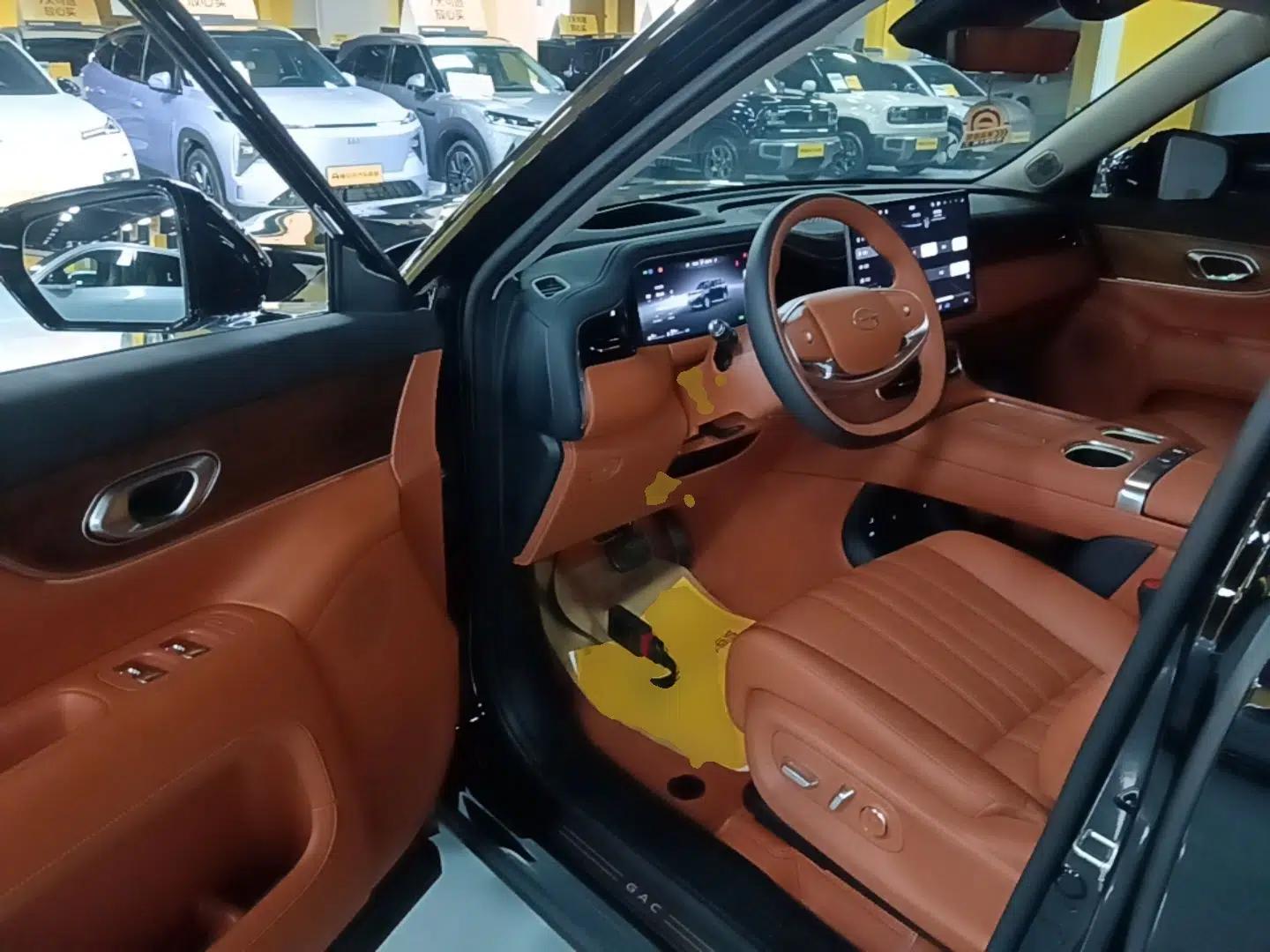 GAC Trumpchi S9 2025 Model Qiankun Ultra 6-Seater — миниатюра 18