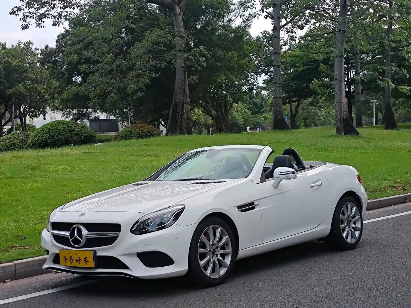 Mercedes-Benz SLC 2016 SLC 200 Fashion Edition — миниатюра 1
