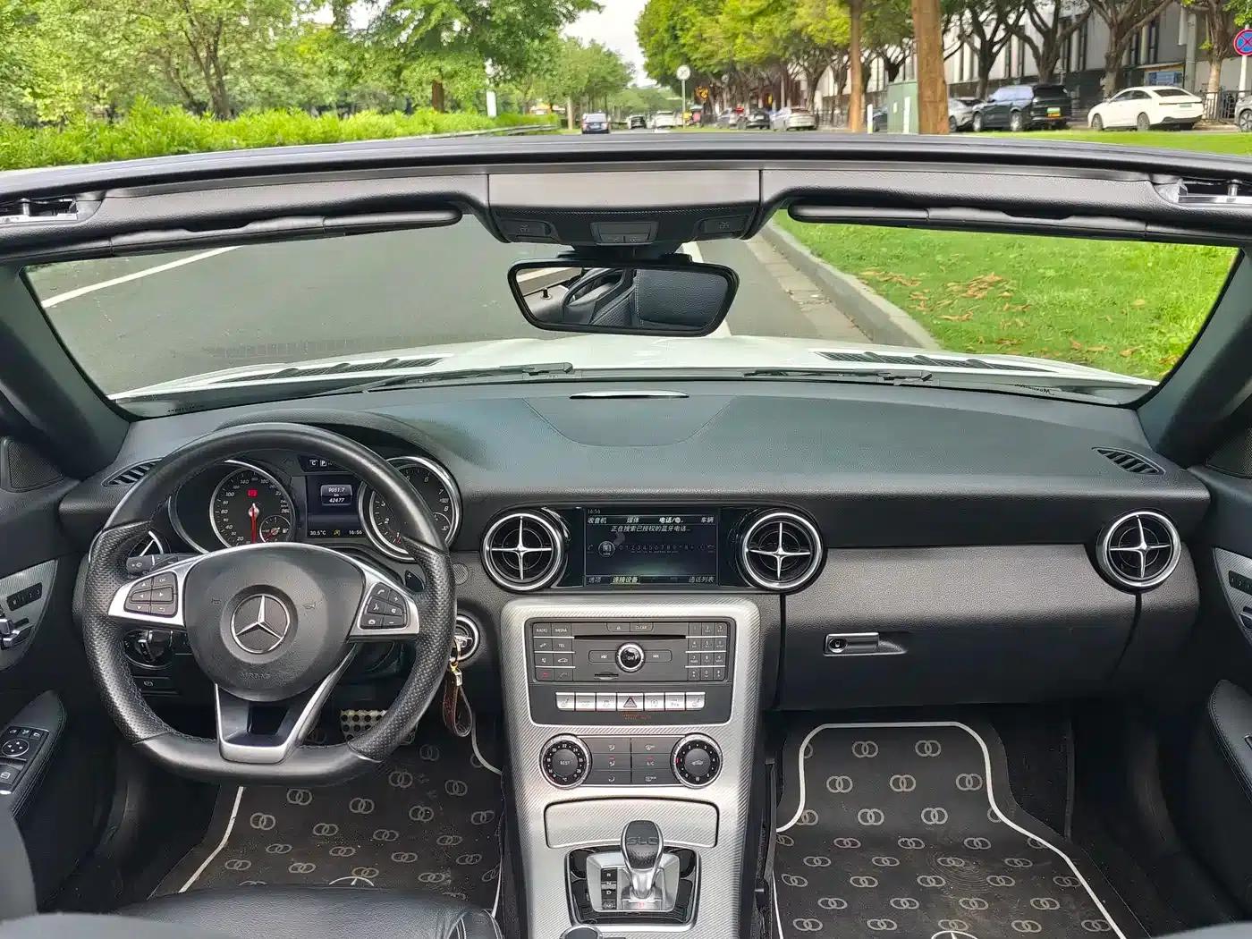 Mercedes-Benz SLC 2016 SLC 200 Fashion Edition — миниатюра 14