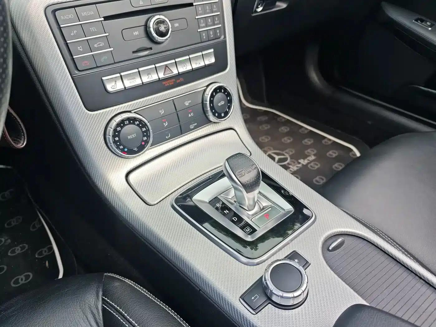 Mercedes-Benz SLC 2016 SLC 200 Fashion Edition — миниатюра 16