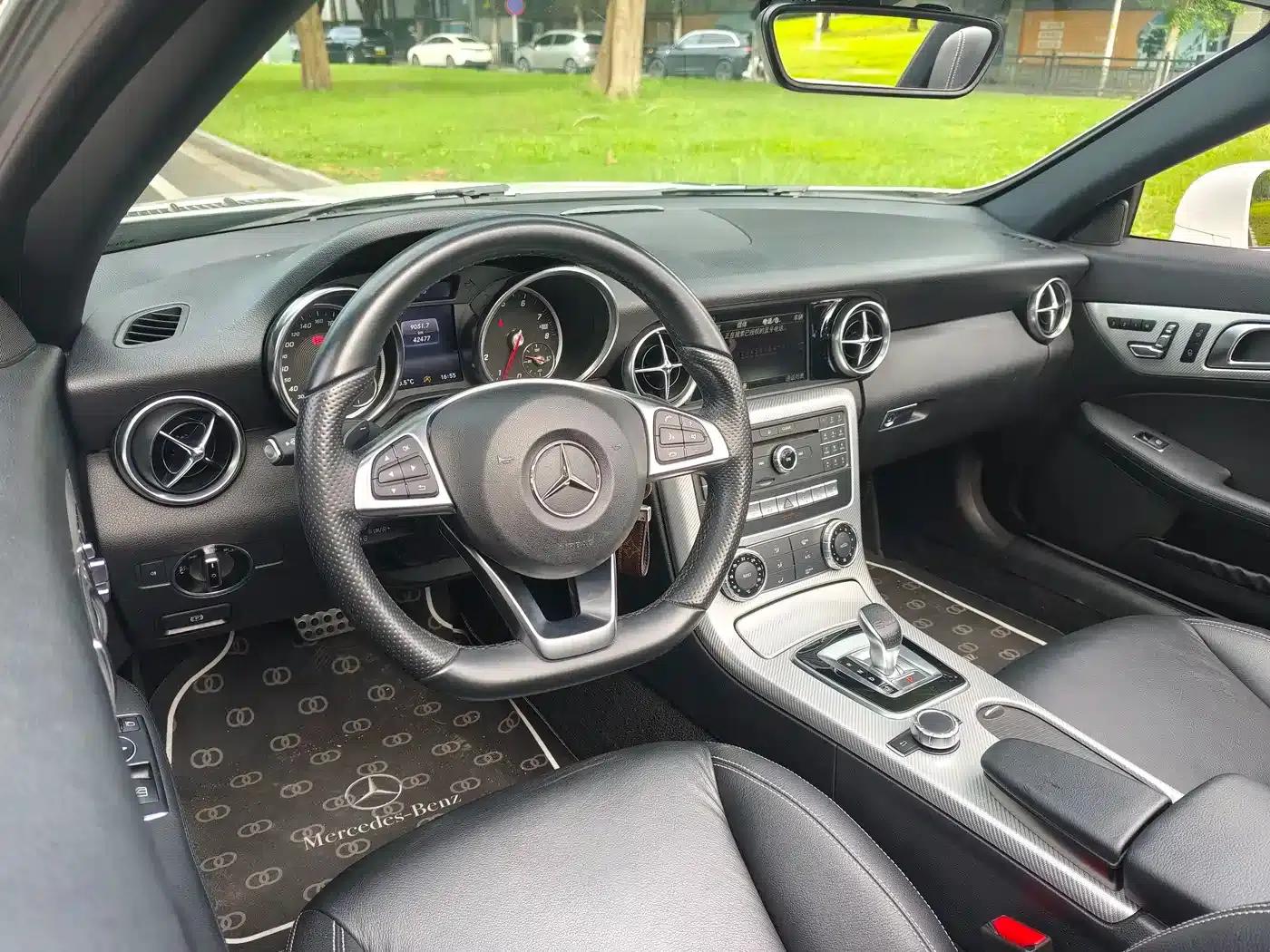 Mercedes-Benz SLC 2016 SLC 200 Fashion Edition — миниатюра 17