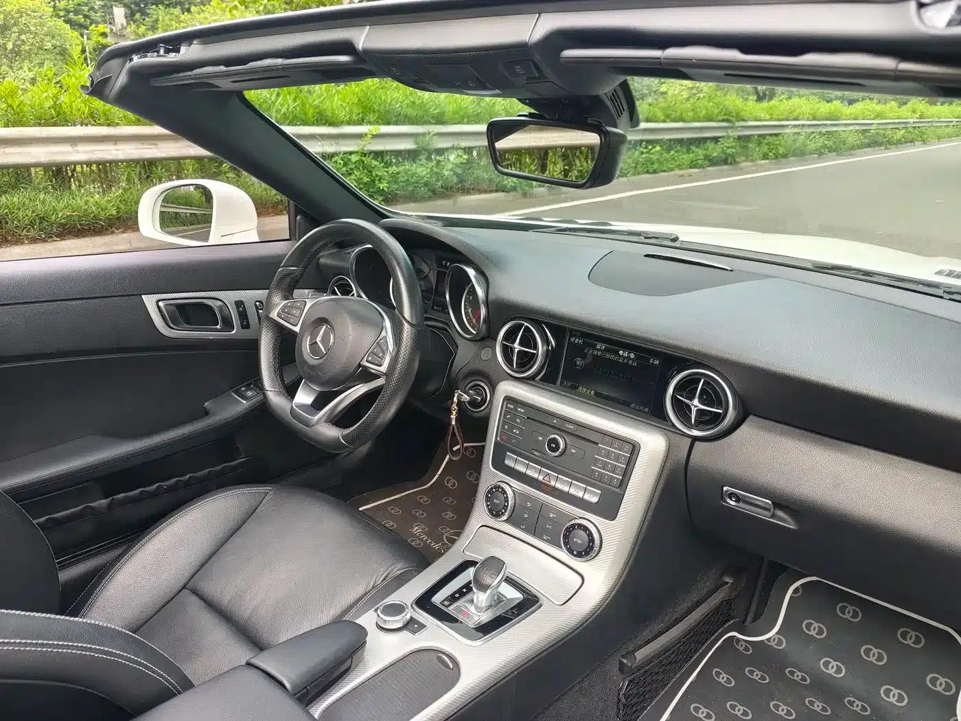 Mercedes-Benz SLC 2016 SLC 200 Fashion Edition — миниатюра 18