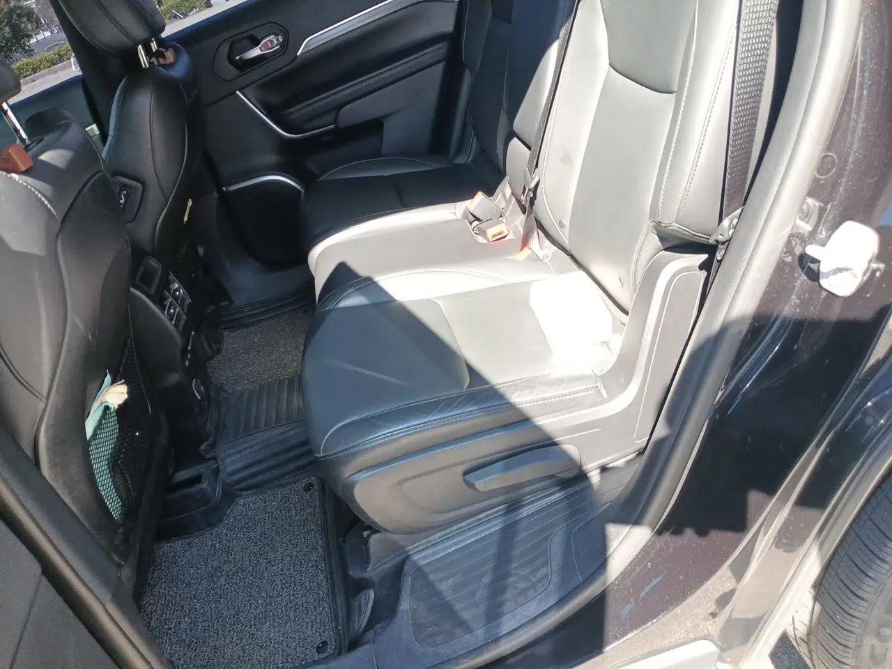 Jeep Commander 2018 2.0T Four-Wheel Drive Prestige Edition China V — миниатюра 17