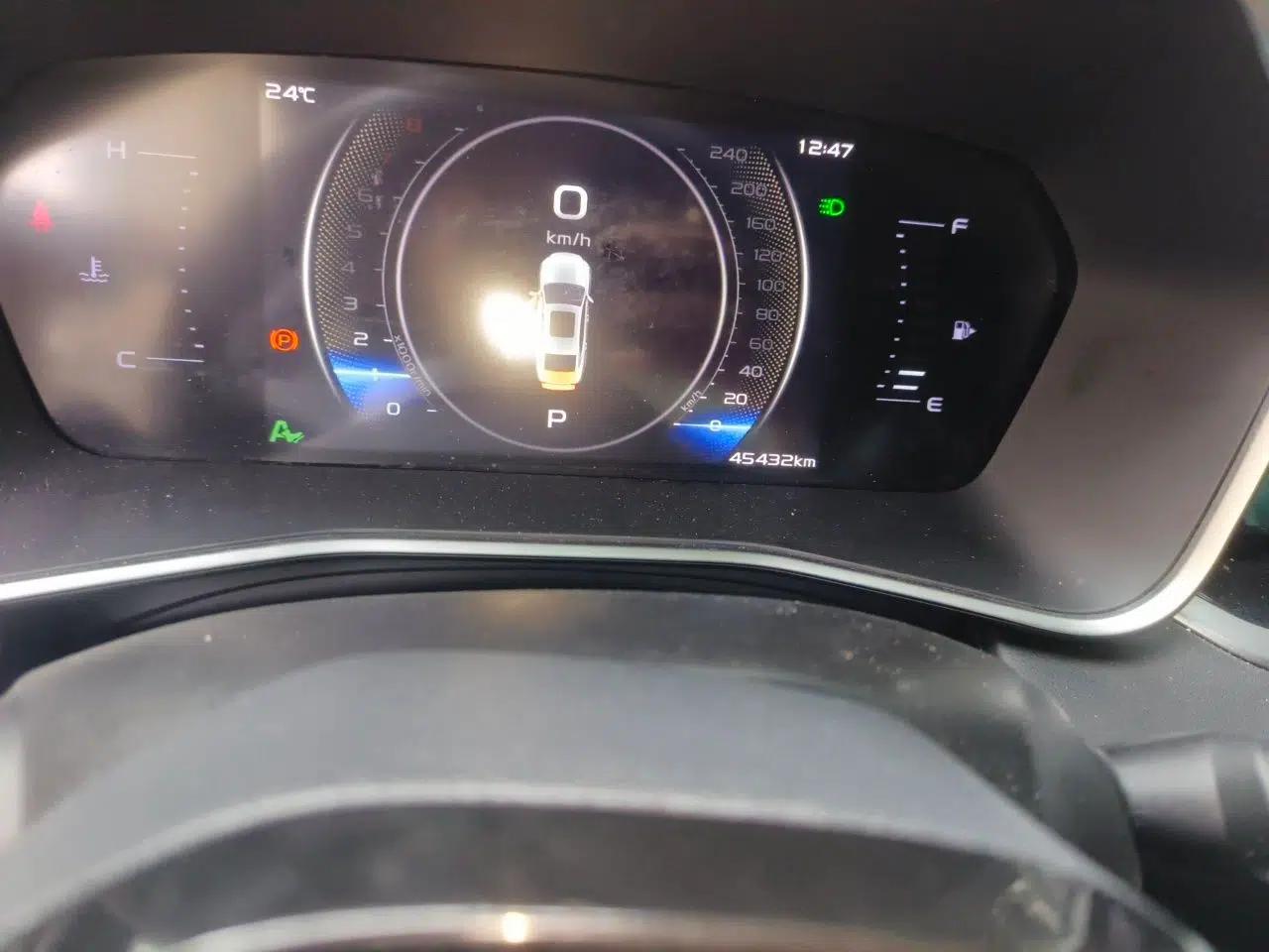 Geely Auto Preface 2023 1.5TD Fuyao Version — миниатюра 12