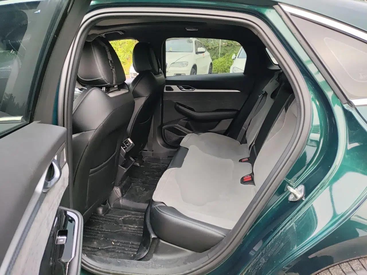 Geely Auto Preface 2023 2.0TD "Only This Verdant Green" Edition — миниатюра 17