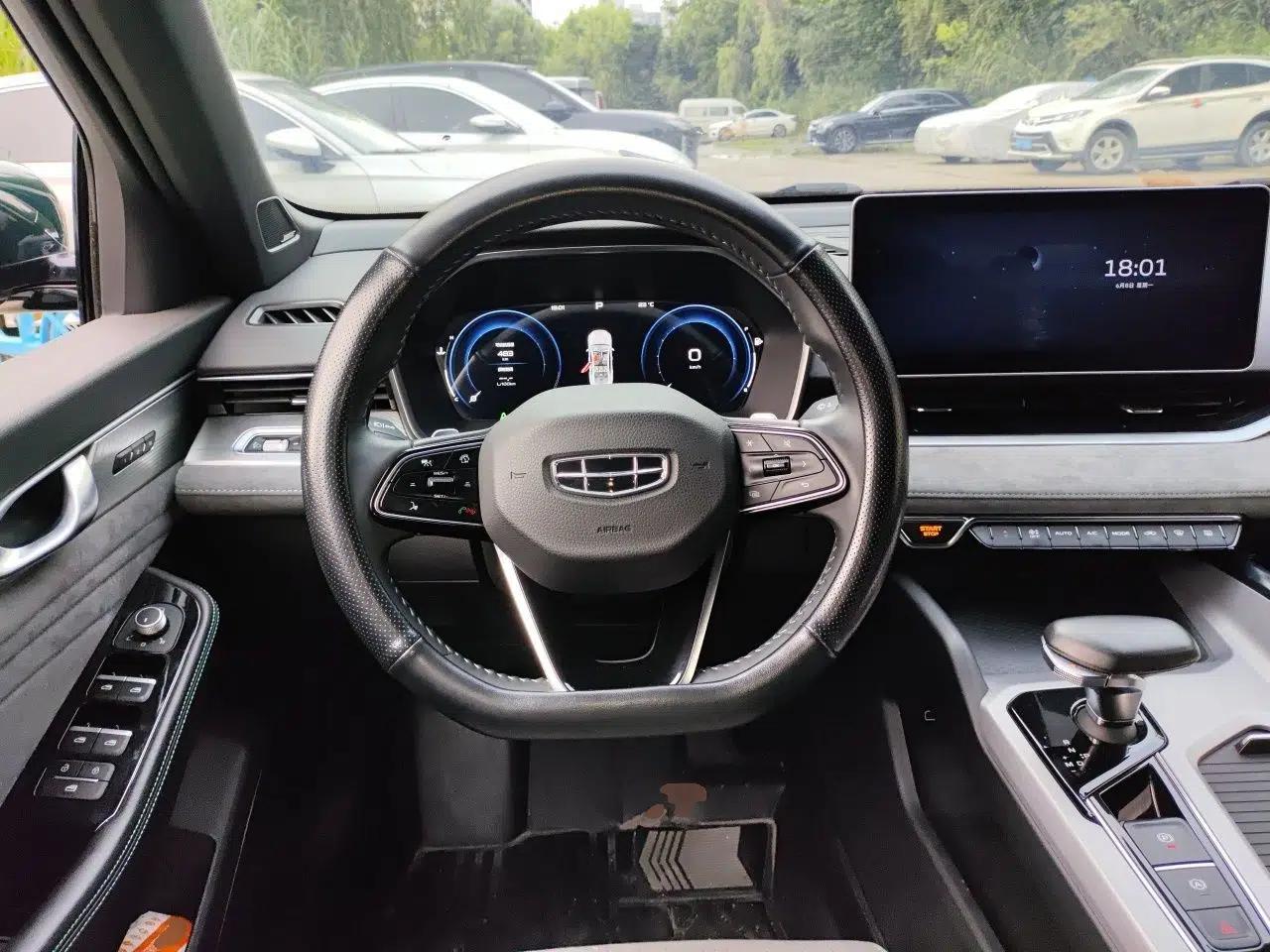 Geely Auto Preface 2023 2.0TD "Only This Verdant Green" Edition — миниатюра 10
