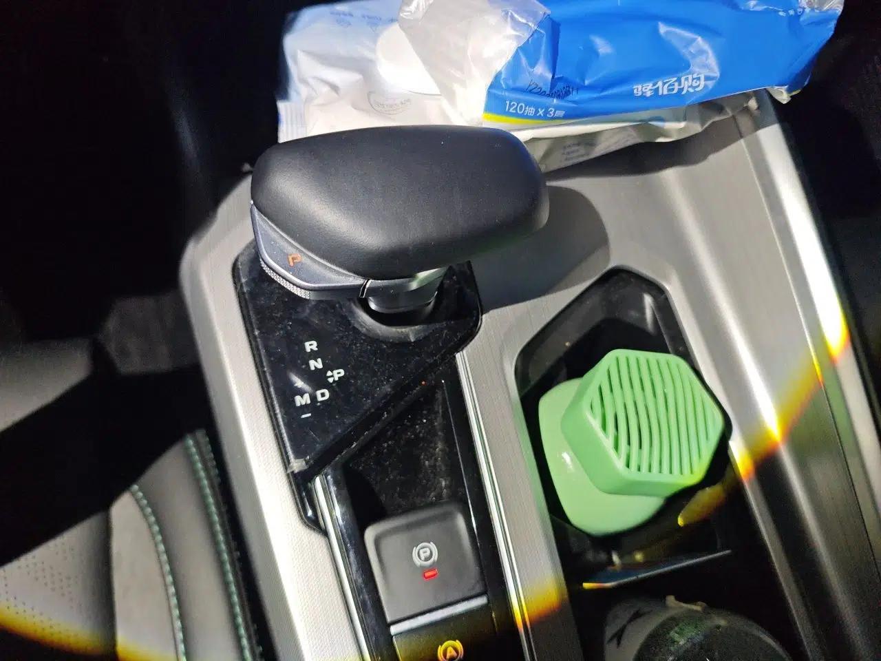 Geely Auto Preface 2023 2.0TD "Only This Verdant Green" Edition — миниатюра 14