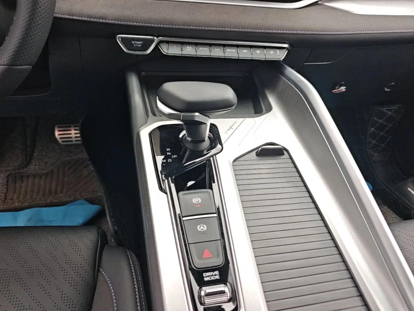 Geely Auto Preface 2024 2.0TD Qingyun Edition — миниатюра 16