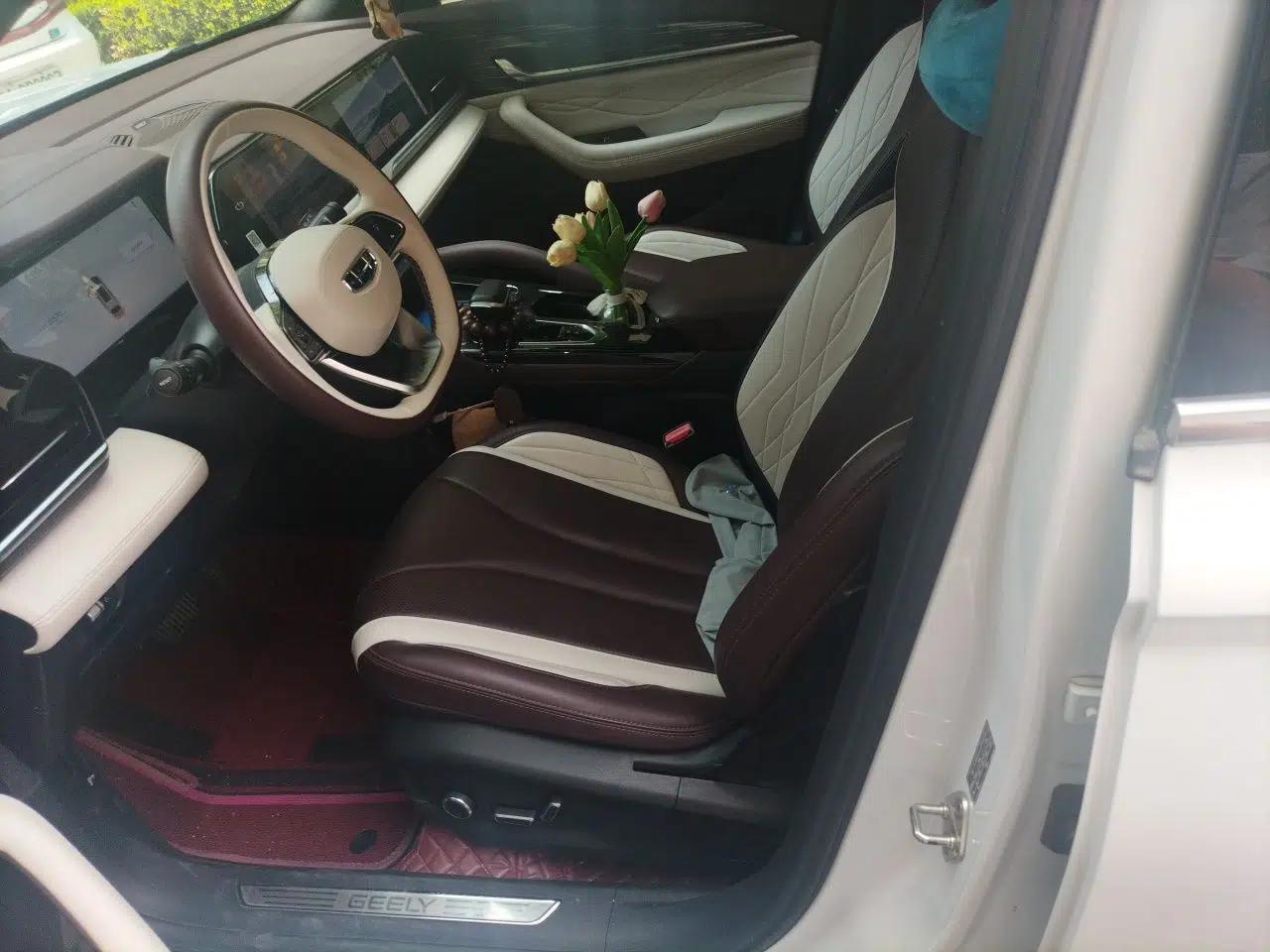 Geely Auto Monjaro L 2024 2.0TD DCT EVO Two-Wheel Drive Prestige Version — миниатюра 15