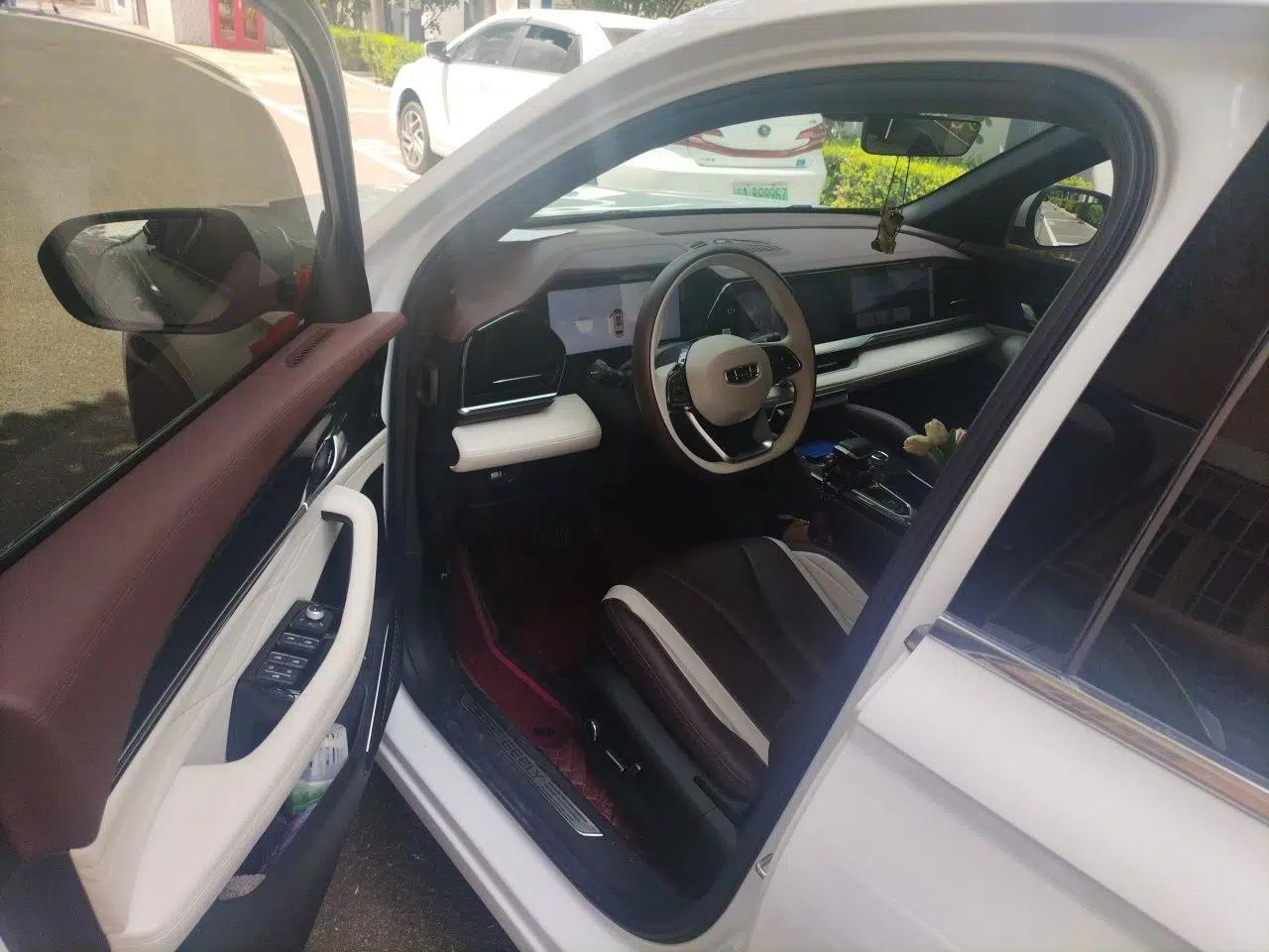 Geely Auto Monjaro L 2024 2.0TD DCT EVO Two-Wheel Drive Prestige Version — миниатюра 16
