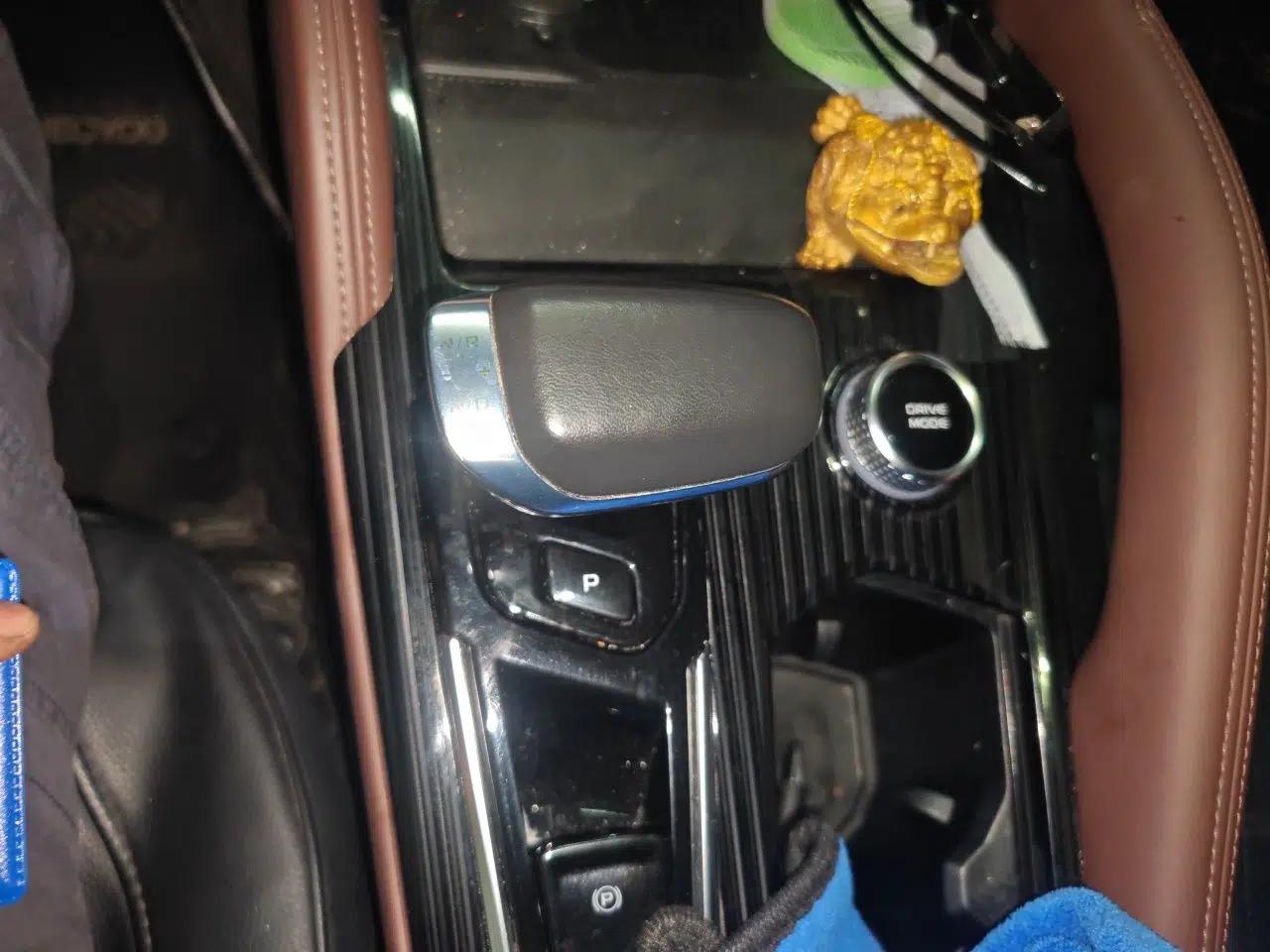 Geely Auto Monjaro L 2024 2.0TD High-Power Automatic Two-Wheel Drive Yunqi Version — миниатюра 14