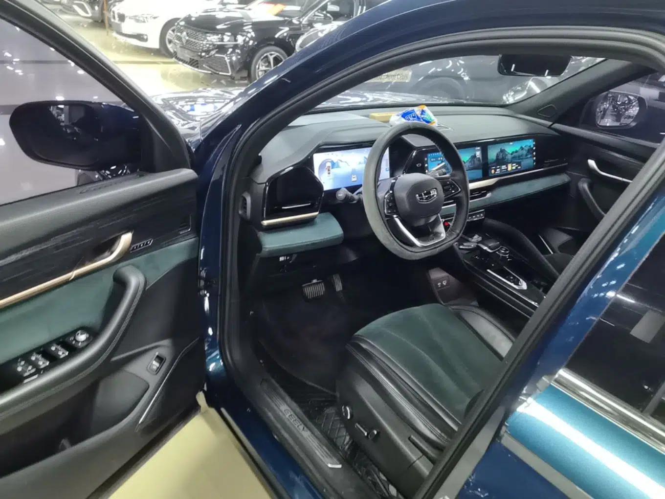 Geely Auto Monjaro L 2021 2.0TD DCT EVO Two-Wheel Drive Prestige Version — миниатюра 18