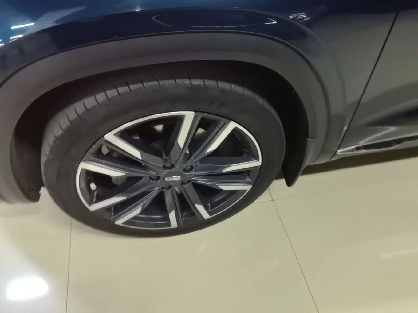 Geely Auto Monjaro L 2021 2.0TD DCT EVO Two-Wheel Drive Prestige Version — миниатюра 10