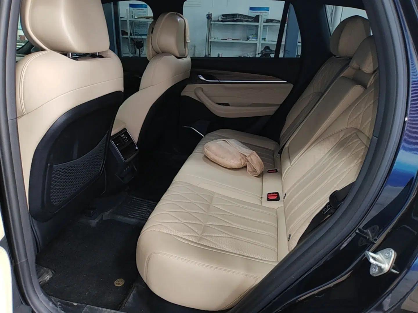 Geely Auto Monjaro L 2025 Dongfang Yao 2.0TD Automatic Jinzhao Edition — миниатюра 20