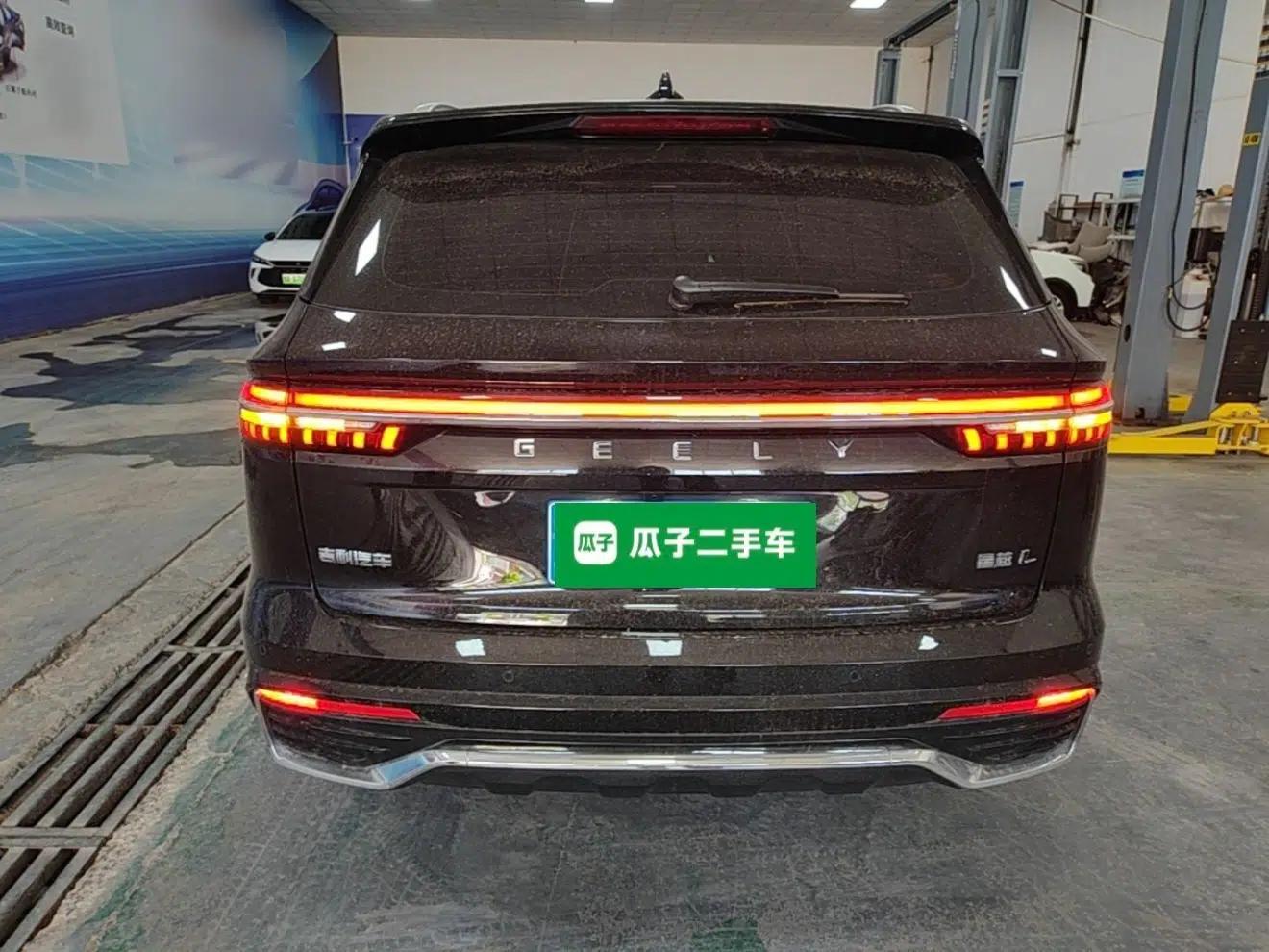 Geely Auto Monjaro L 2025 Dongfang Yao 2.0TD Automatic Jinzhao Edition — миниатюра 5