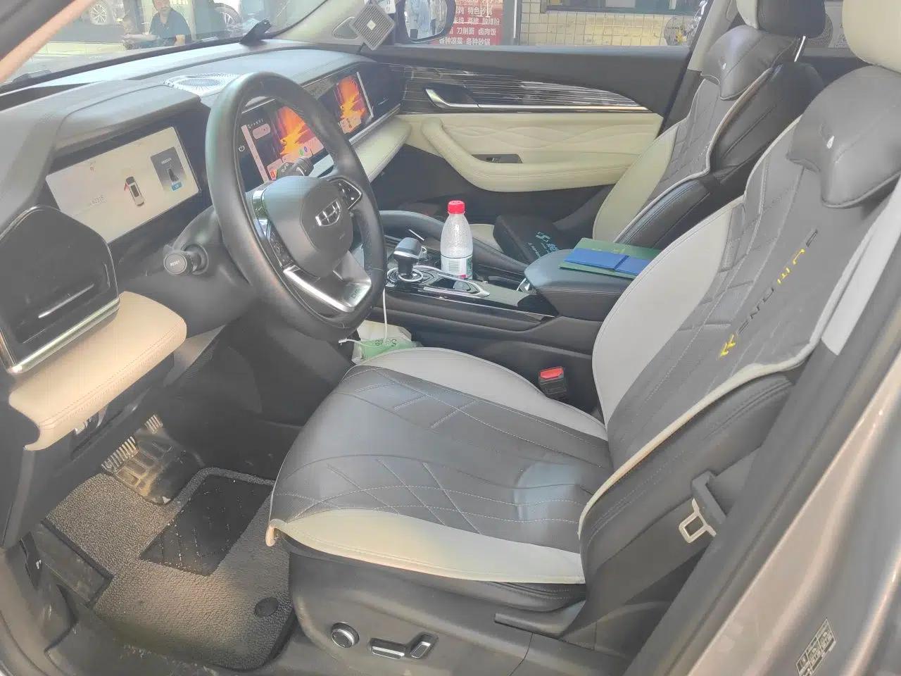 Geely Auto Monjaro L 2023 2.0TD High-Power Automatic Two-Wheel Drive Flagship Version — миниатюра 15